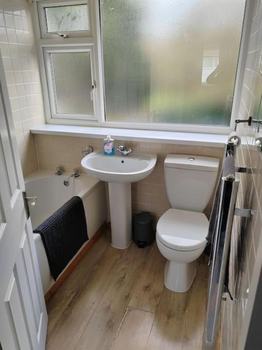 Ferienwohnung Cosy Brighouse 3 Bed House-Great For Contractors Exterior foto